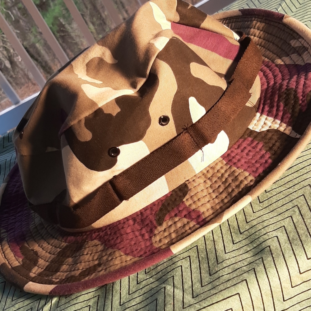Military issue sun/ hot weather jungle hat cammo